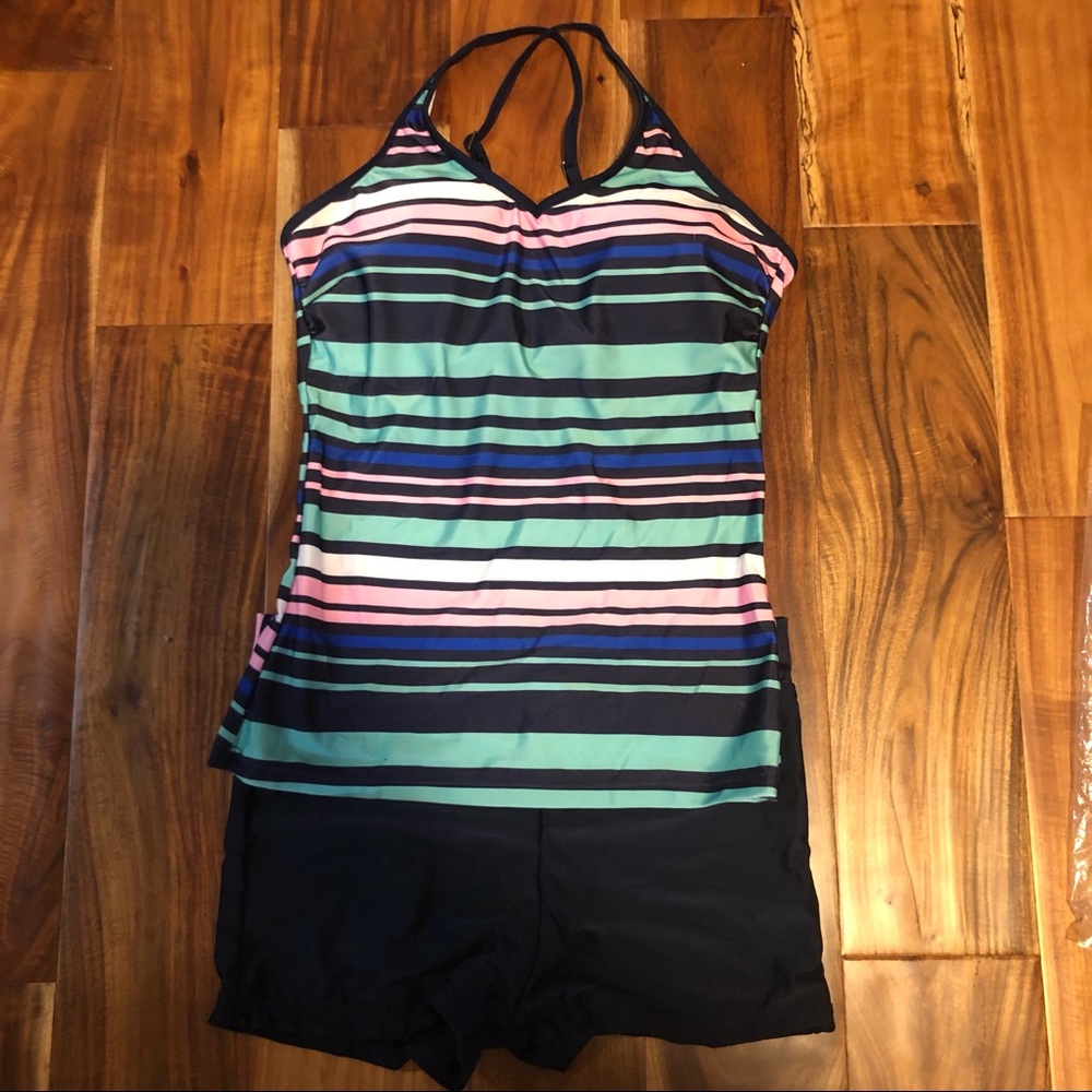 ☀️NEW! 2 piece swim set, juniors M, Womens XS/S